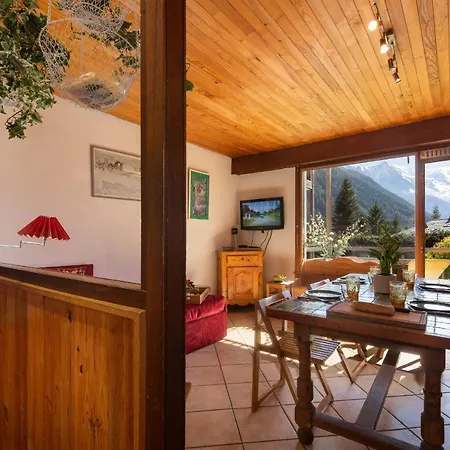 Sainte-foy-l'argentiere Sleeps 6 Pool Apartament Chamonix